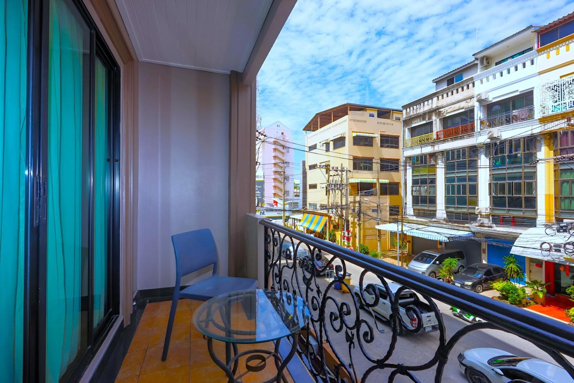 Land Royal Residence Pattaya Ngoại thất bức ảnh
