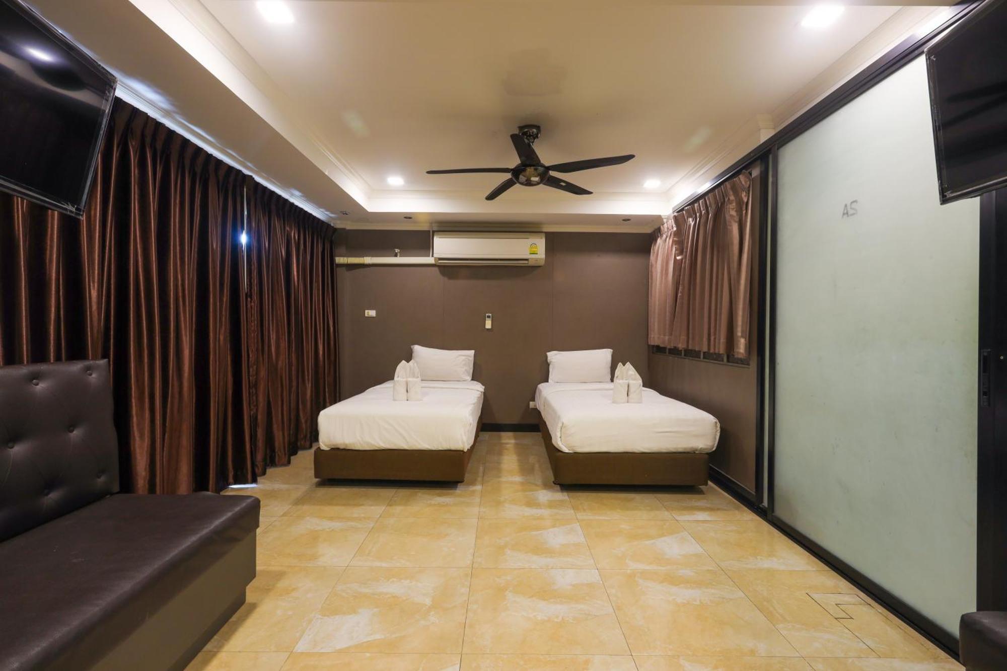 Land Royal Residence Pattaya Ngoại thất bức ảnh