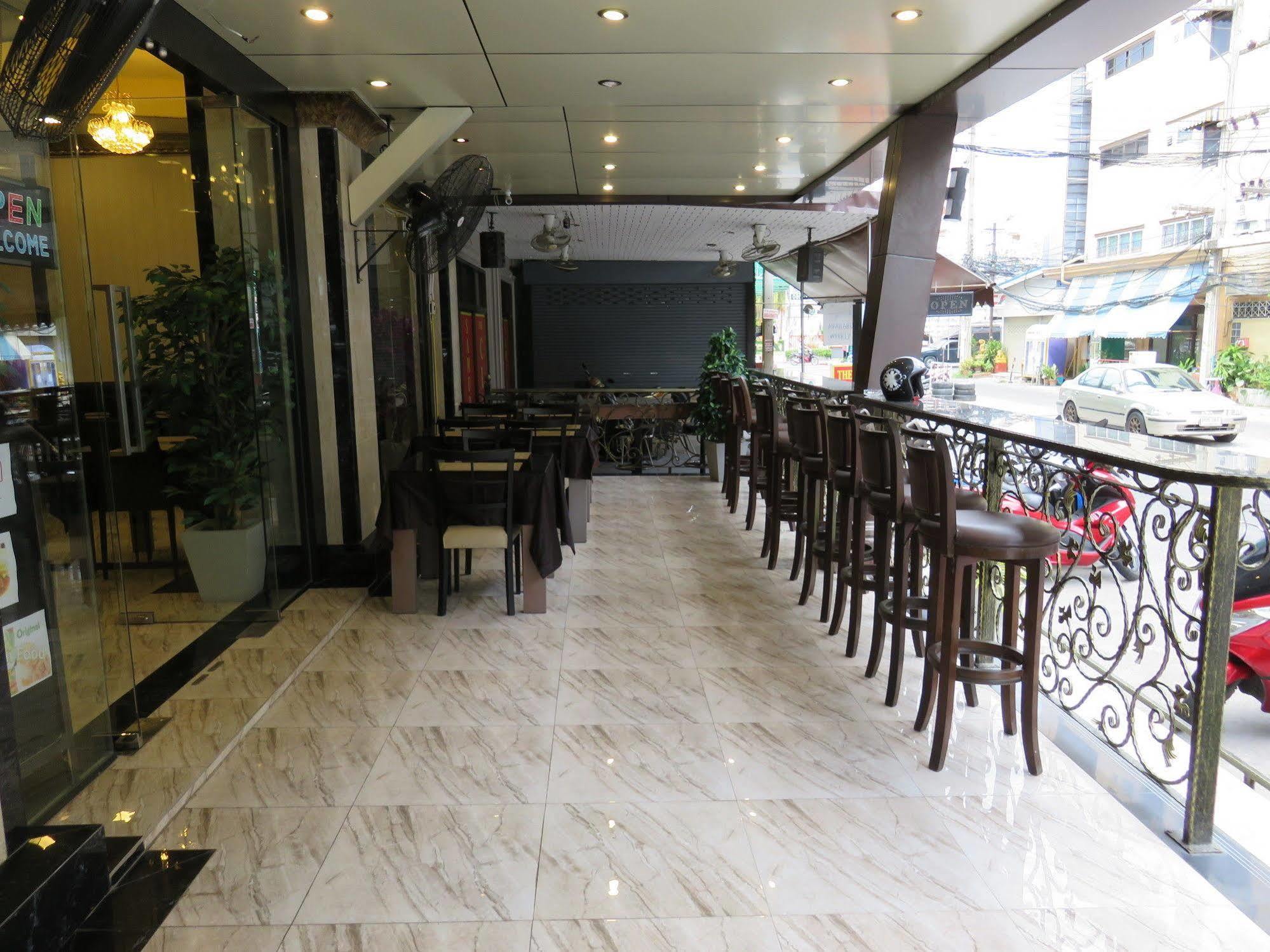 Land Royal Residence Pattaya Ngoại thất bức ảnh